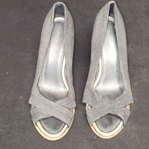 Womens American Eagle size 7 wedges